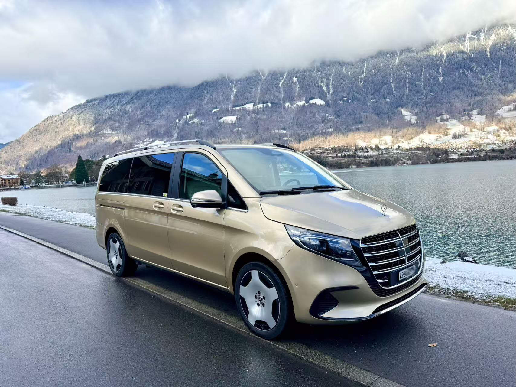 Mercedes-Benz V-Class