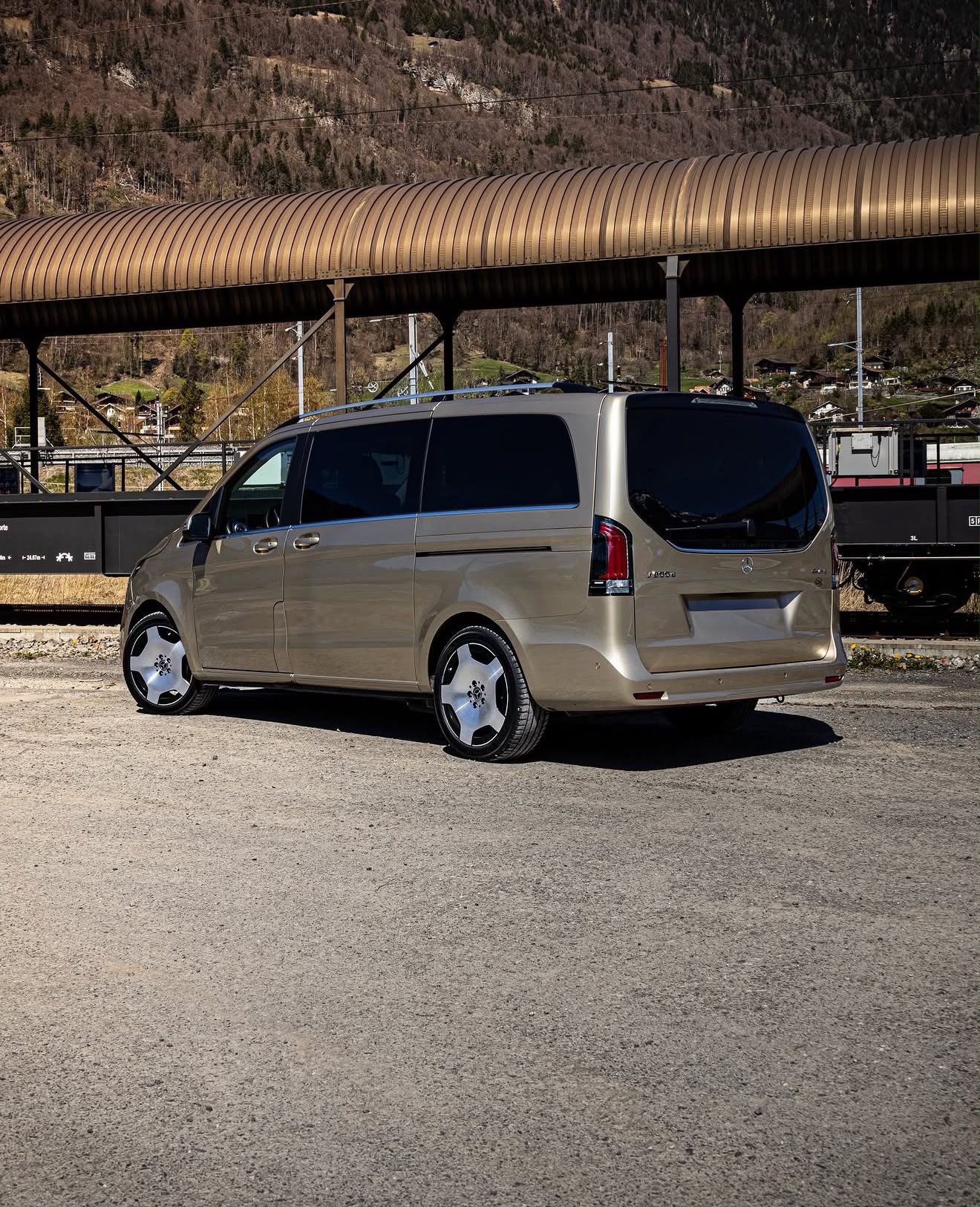 Mercedes-Benz V-Class